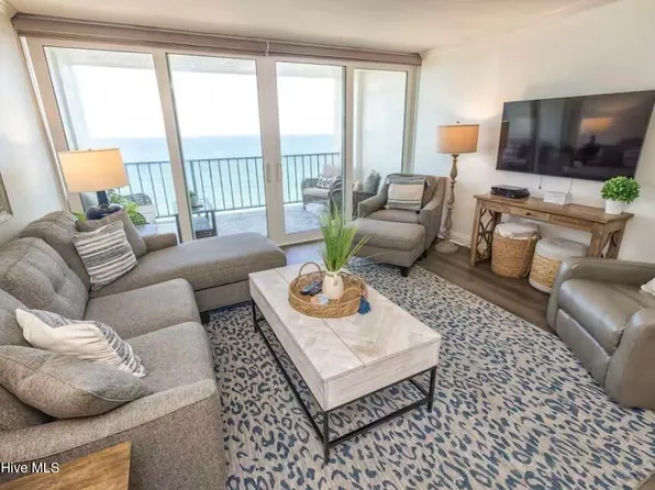 1704 Lumina Avenue N Apt 8d, Wrightsville Beach, NC 28480