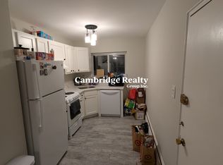 61 Selkirk Rd #5T, Brighton, MA 02135