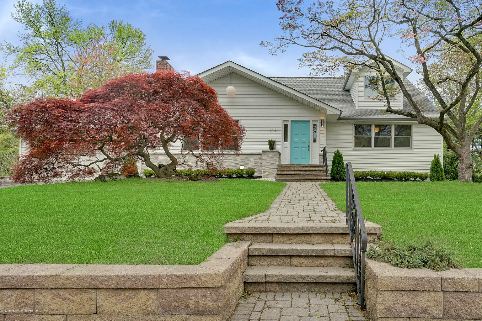 314 Parkview Ave photo 1