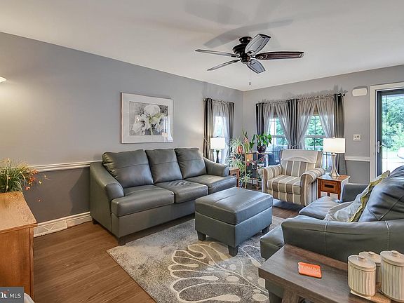 3rd image of 173 Random Rd