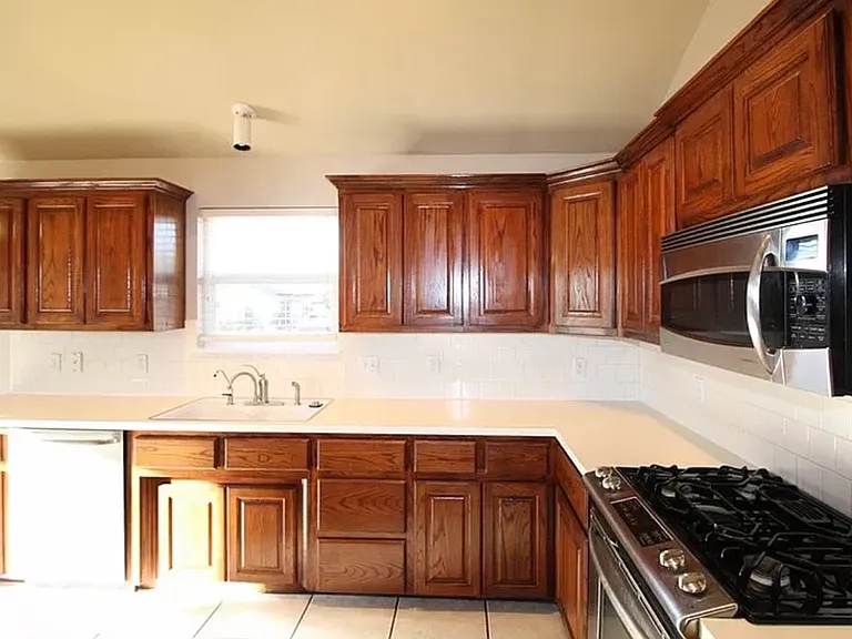 2120 Fair Meadow Dr — Photo 9