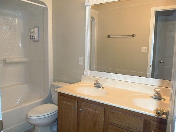 double sink bathroom