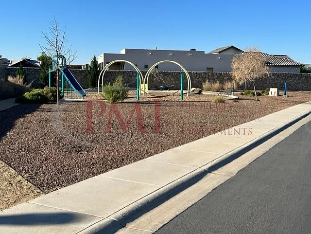 6805 Titan Rd — Photo 43