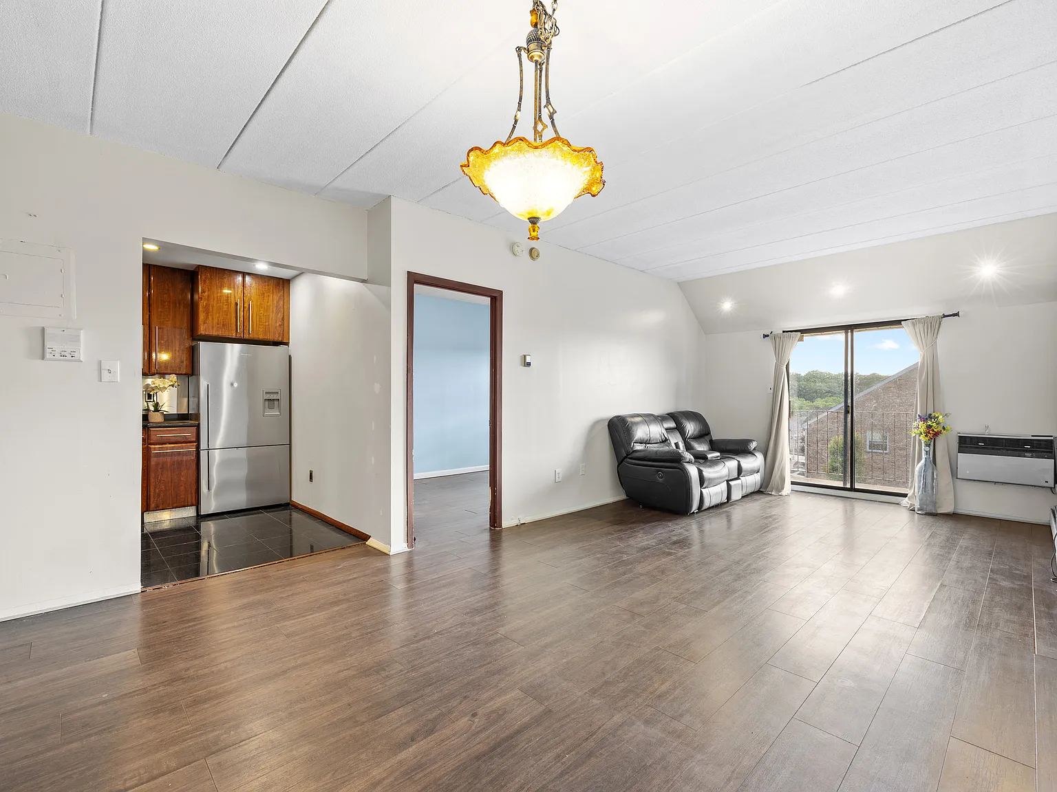 1 bed, $2,450 — Photo 4