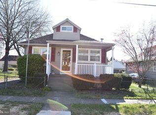 315 Carre Ave, Essington, PA 19029