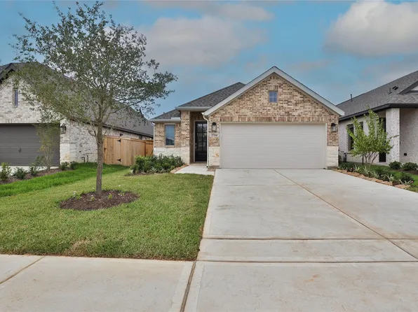 27334 Scarlet Paint Brush Dr, Hockley, TX 77447