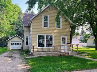 517 E 3rd St, Spencer, IA 51301