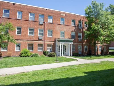 13833 Cedar Rd APT 205B, South Euclid, OH, 44118
