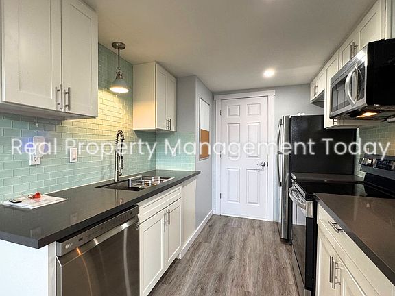 3rd image of 7328 44th St W