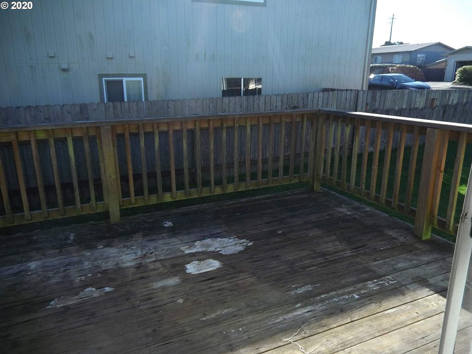 1953 Grant St, North Bend, OR 97459 | Zillow