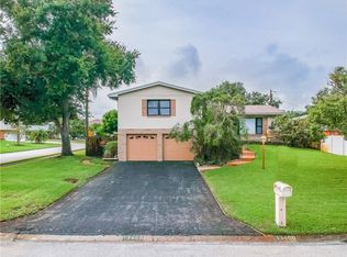 13400 Periwinkle Ave, Seminole, FL 33776