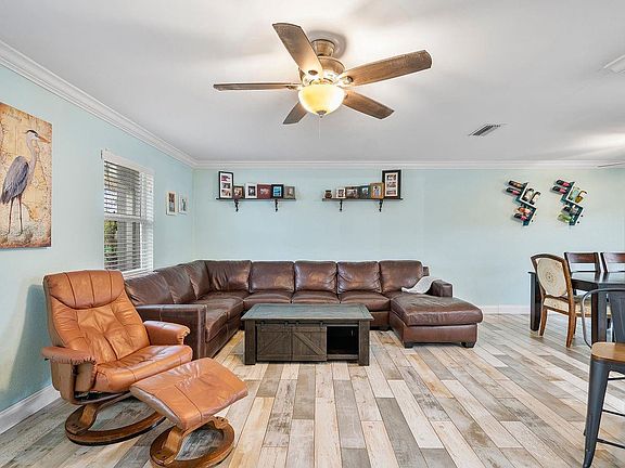 5th image of 10351 NW 24th Street