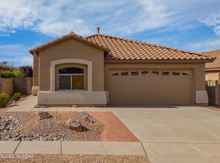10555 E Carolina Willow Ln, Tucson, AZ 85747