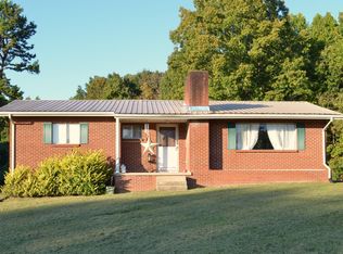 1342 N York Hwy, Jamestown, TN 38556