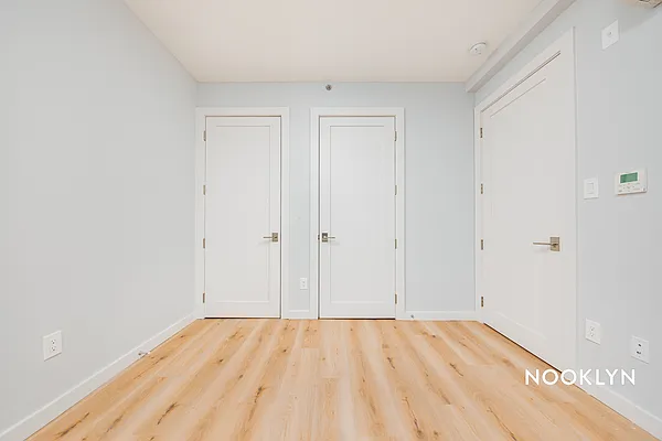 Rented by Nooklyn NYC LLC | media 19