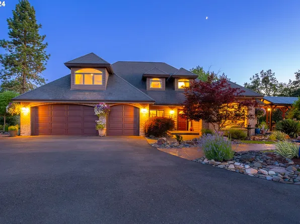 143 Redtail Ridge Ln, Roseburg, OR 97471