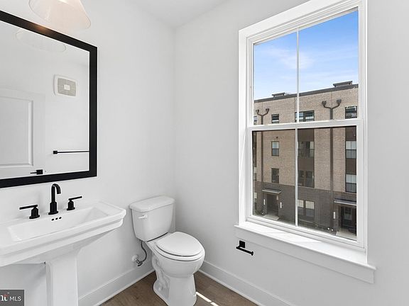 5th image of 108B Locke St Lot 2019