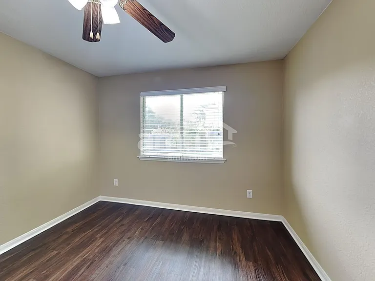 4713 Honey Creek Ct — Photo 14