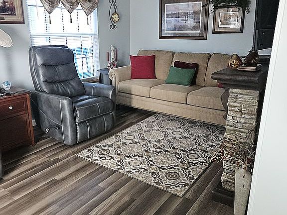 2nd image of 29129 Johnston Rd