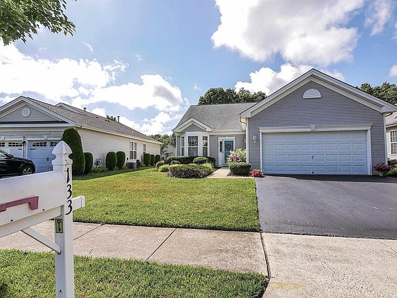 4th image of 133 Brewster Dr