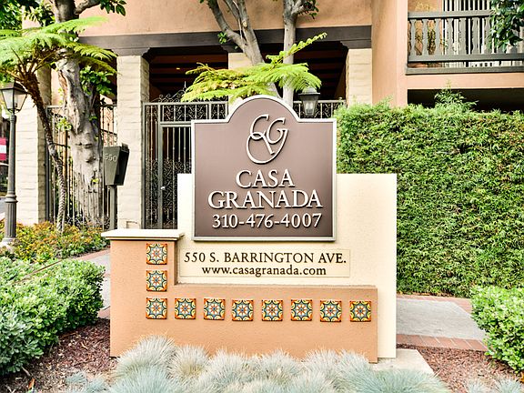3rd image of 550 S Barrington Ave APT 2203