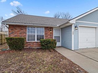 903 NW Barr Rd, Grain Valley, MO 64029