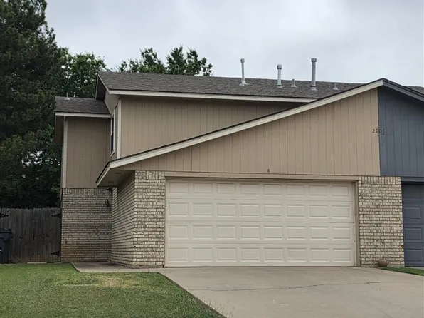 2707 NW Friar Tuck Ln APT B, Lawton, OK 73505