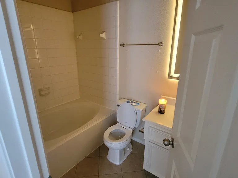 2709 Polk St — Photo 7