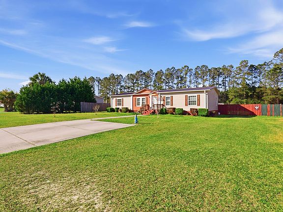 3rd image of 335 Bright Leaf Rd.