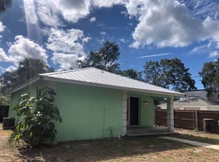 1052 Highland St, Sarasota, FL 34234