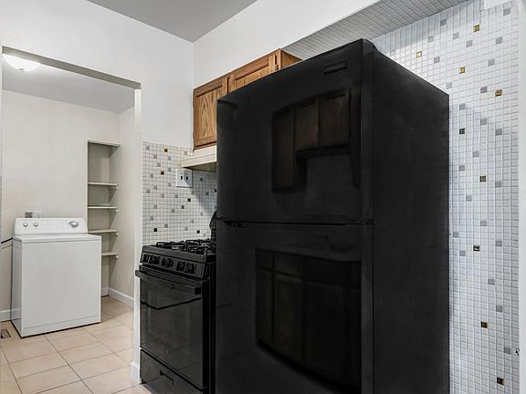3rd image of 4446 Saint William Ct