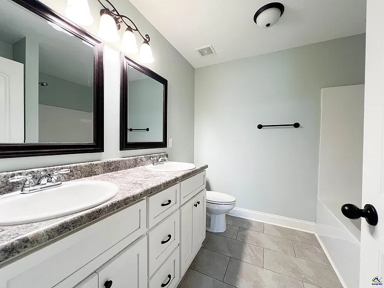 119 Washington Place Dr — Photo 19