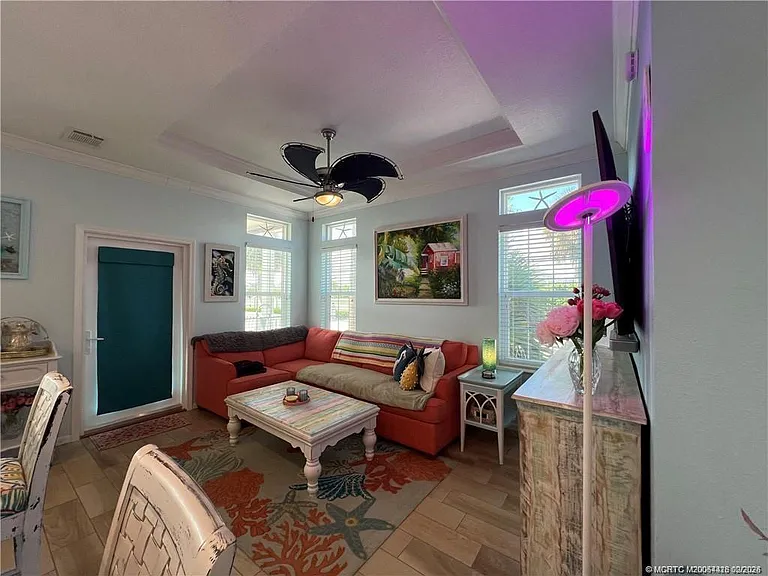 102 Shoal Dr — Photo 9