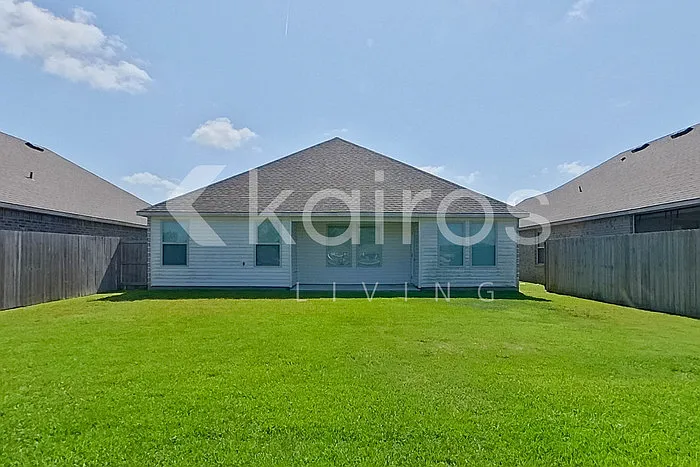 118 Santiago Ct — Photo 27