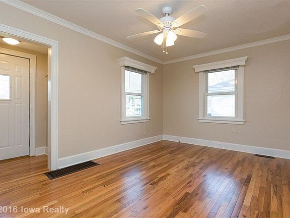 3rd image of 3927 69th St