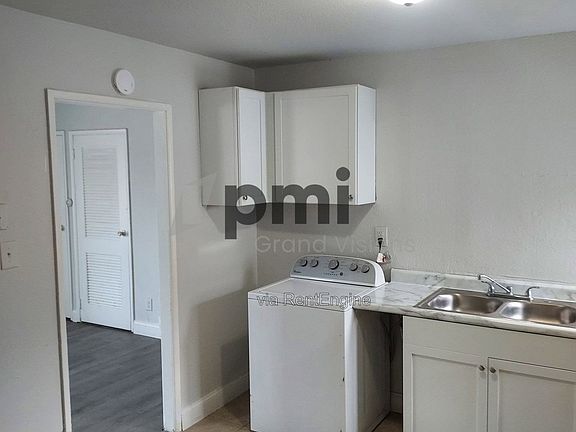5th image of 801 Cantrell Hts