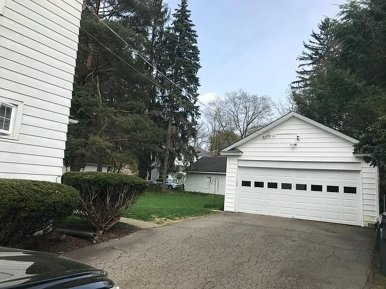 2 car garage, electric door opener
