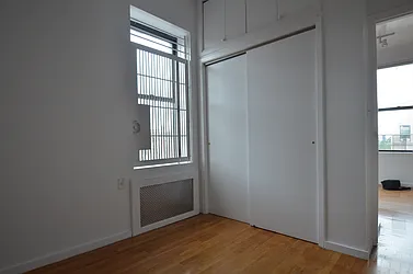 Rented by CITY SKYLINE REALTY INC