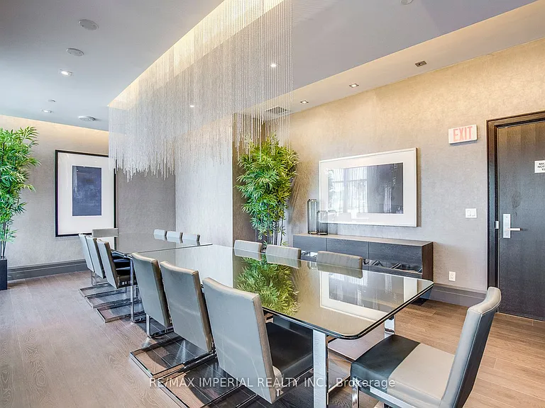 65 Speers Rd #711 — Photo 36