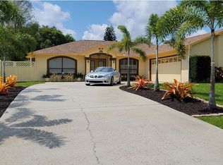 128 Day Dr, Sebastian, FL 32958