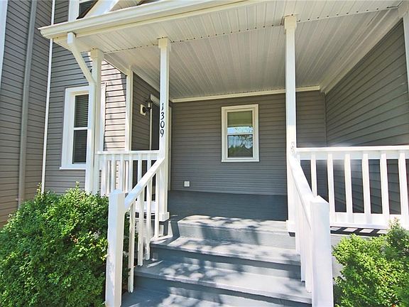 3rd image of 1309 Ghent Commons Dr