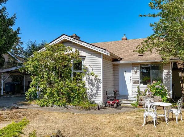 508 Davida Ave, Saanich, BC V9A 2C7