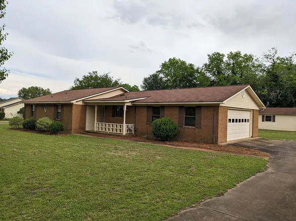 54 Willow Glen Dr, Blakely, GA 39823