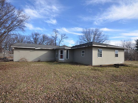 4th image of 7722 Shirley Rd