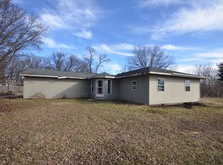 7722 Shirley Rd, Cherry Valley, IL 61016