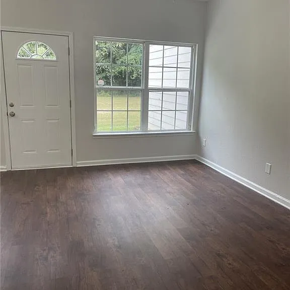 387 Brookview Dr — Photo 11