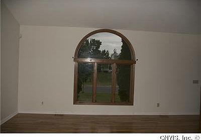 4th image of 409 Mallard Dr