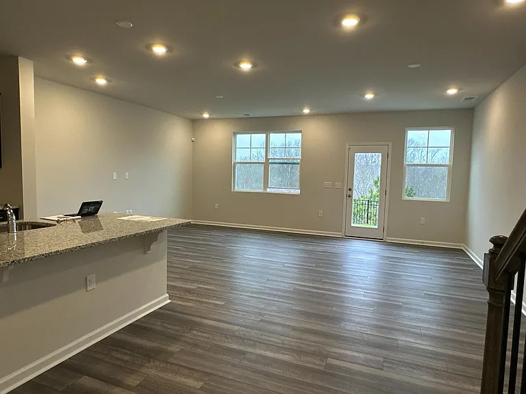 5021 Pufa St — Photo 3
