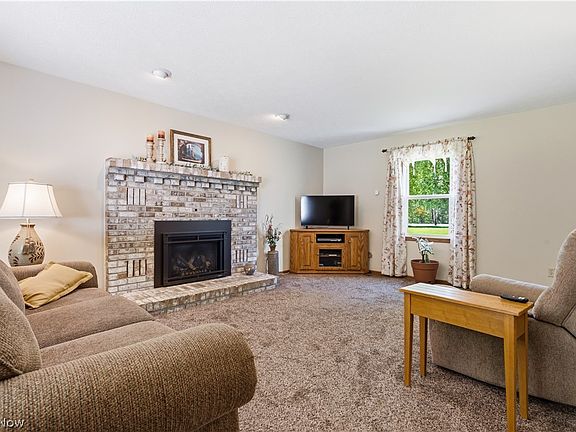 4th image of 4141 Weymouth Rd