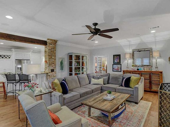 4th image of 206 Breezy Hill Dr